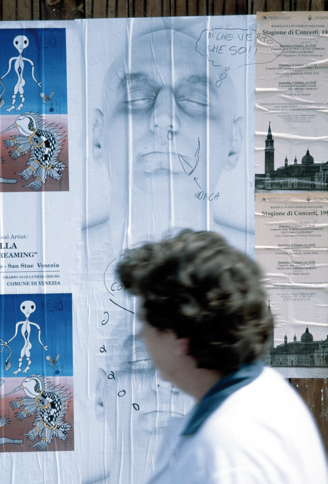 1995. Venezia. Pubblica affissione.