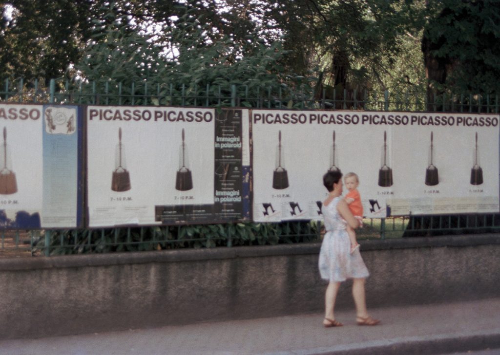 1994. Cantù (Como). Pubblica affissione.