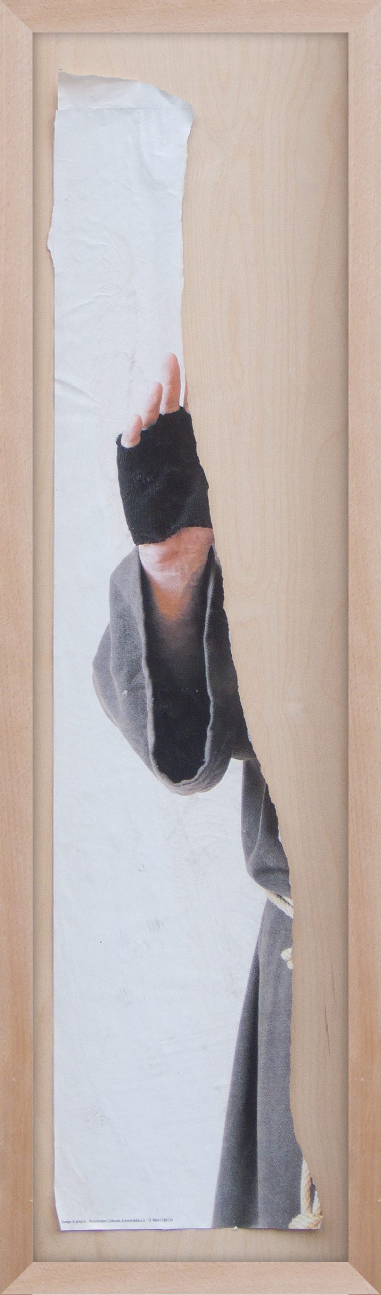 FFPP13MILB03 — Manifesti decollati, legno, vetro